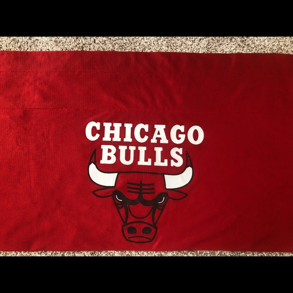Chicago Bulls window valance